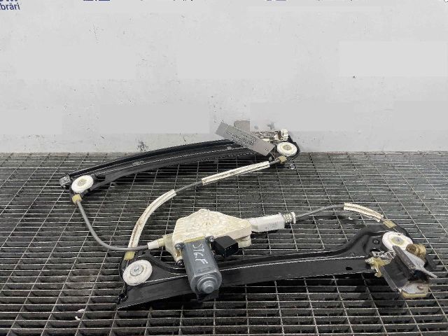 bontott MERCEDES-BENZ CLA Bal első Ablakemelő Szerkezet (Elektromos)