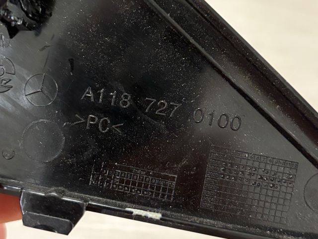 bontott MERCEDES-BENZ CLA Bal első Ajtó Díszléc