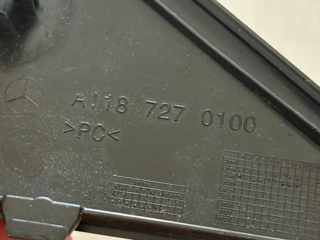 bontott MERCEDES-BENZ CLA Bal első Ajtó Díszléc