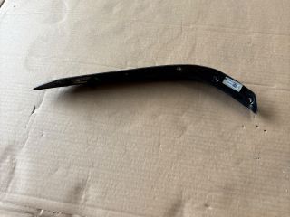 bontott MERCEDES-BENZ CLA Bal első Lökhárító Díszléc