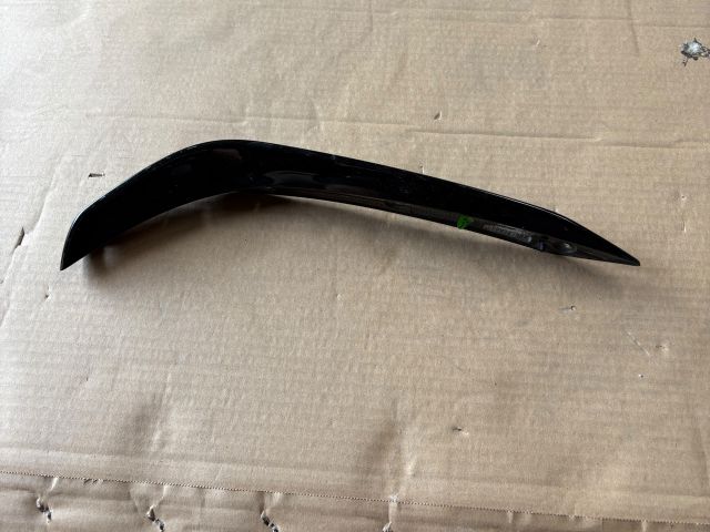 bontott MERCEDES-BENZ CLA Bal első Lökhárító Díszléc