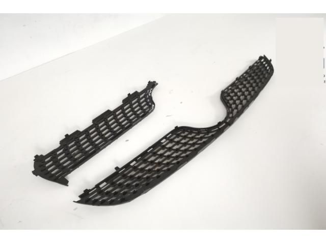 bontott MERCEDES-BENZ CLA Bal első Lökhárító Vakborítás