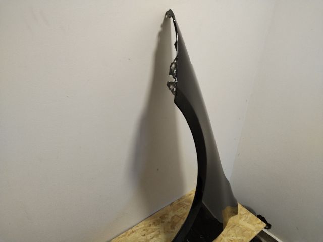 bontott MERCEDES-BENZ CLA Bal első Sárvédő