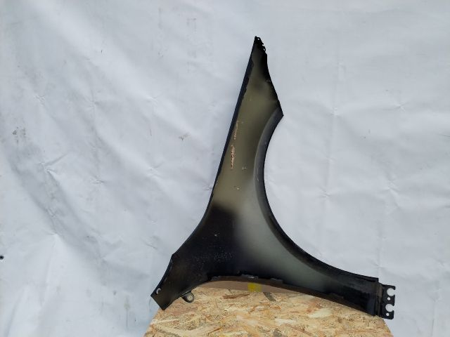 bontott MERCEDES-BENZ CLA Bal első Sárvédő