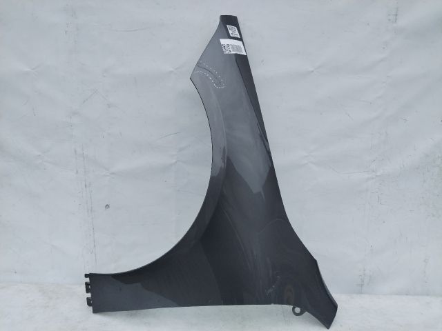 bontott MERCEDES-BENZ CLA Bal első Sárvédő