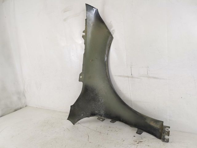 bontott MERCEDES-BENZ CLA Bal első Sárvédő