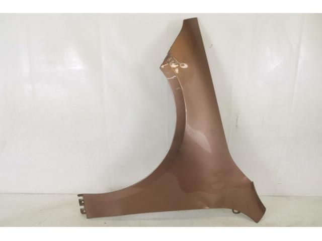 bontott MERCEDES-BENZ CLA Bal első Sárvédő