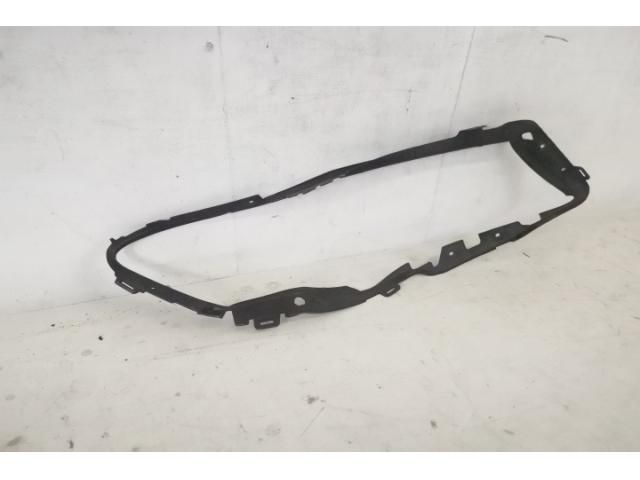 bontott MERCEDES-BENZ CLA Bal Fényszóró Lámpakeret