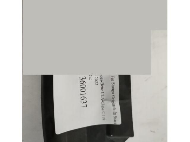 bontott MERCEDES-BENZ CLA Bal Fényszóró Lámpakeret