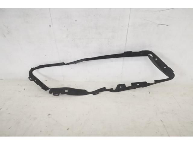 bontott MERCEDES-BENZ CLA Bal Fényszóró Lámpakeret