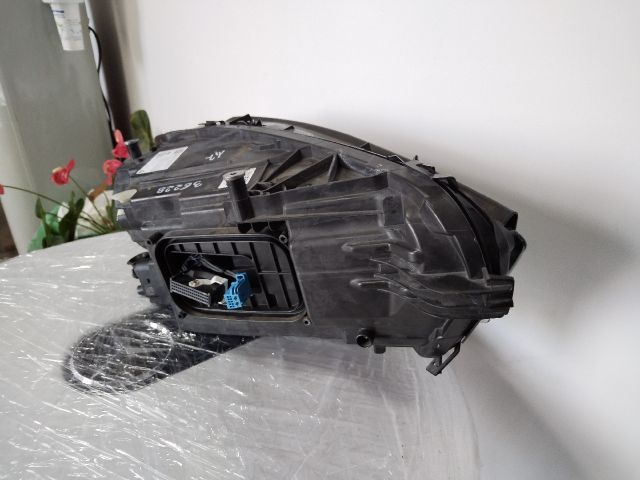 bontott MERCEDES-BENZ CLA Bal Fényszóró