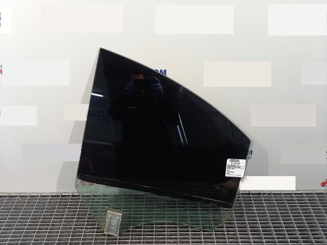 bontott MERCEDES-BENZ CLA Bal hátsó Ablak