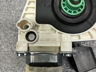 bontott MERCEDES-BENZ CLA Bal hátsó Ablakemelő Motor