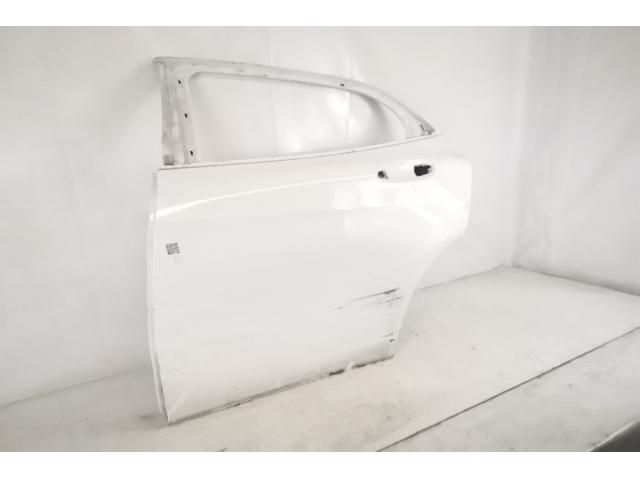 bontott MERCEDES-BENZ CLA Bal hátsó Ajtó (Üres lemez)