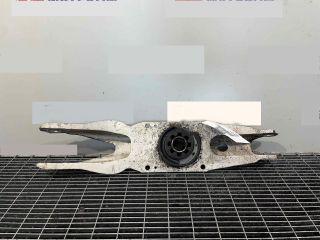 bontott MERCEDES-BENZ CLA Bal hátsó Alsó Lengőkar