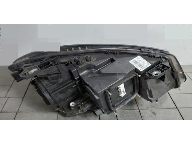 bontott MERCEDES-BENZ CLA Bal Xenon Fényszóró