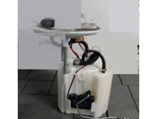 bontott MERCEDES-BENZ CLA Üzemanyag Szivattyú