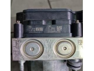 bontott MERCEDES-BENZ CLA ABS Kocka