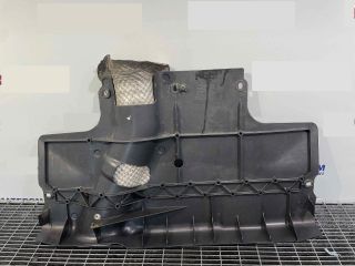 bontott MERCEDES-BENZ CLA Alsó Motorburkolat