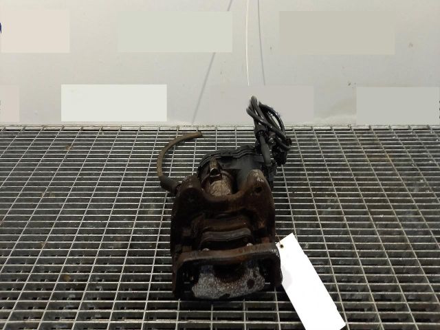 bontott MERCEDES-BENZ CLA Bal hátsó Féknyereg Munkahengerrel