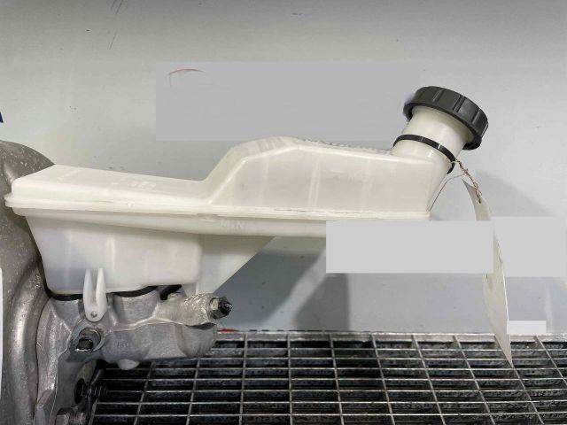 bontott MERCEDES-BENZ CLA Főfékhenger