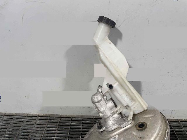 bontott MERCEDES-BENZ CLA Főfékhenger