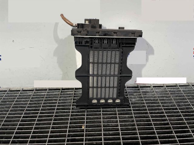 bontott MERCEDES-BENZ CLA Fűtőradiátor