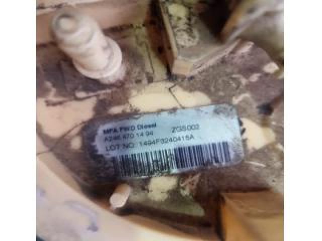 bontott MERCEDES-BENZ CLA Üzemanyag Szivattyú