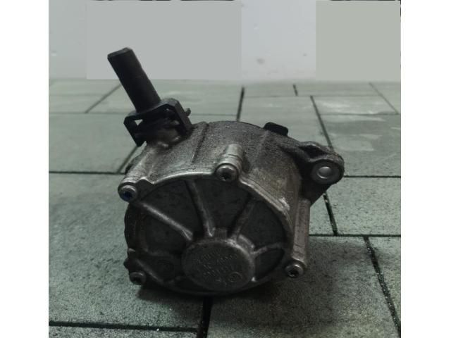 bontott MERCEDES-BENZ CLA Vákumpumpa