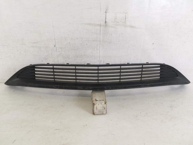 bontott MERCEDES-BENZ CLA Első Lökhárító Alsó (Műanyag)