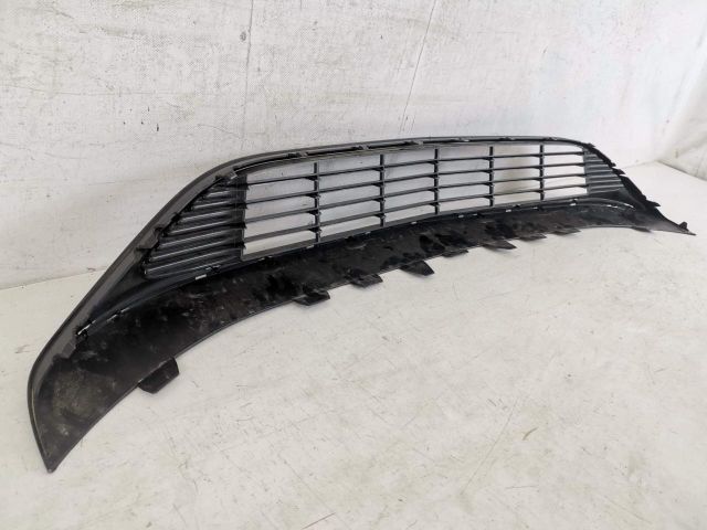 bontott MERCEDES-BENZ CLA Első Lökhárító Alsó (Műanyag)