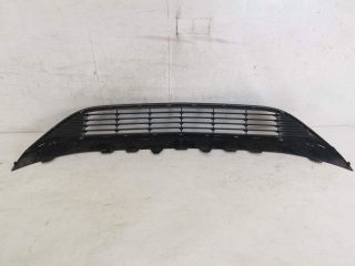 bontott MERCEDES-BENZ CLA Első Lökhárító Alsó (Műanyag)