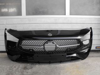 bontott MERCEDES-BENZ CLA Első Lökhárító (Részeivel)