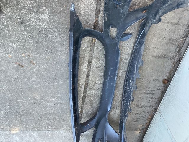 bontott MERCEDES-BENZ CLA Első Lökhárító (Üresen)