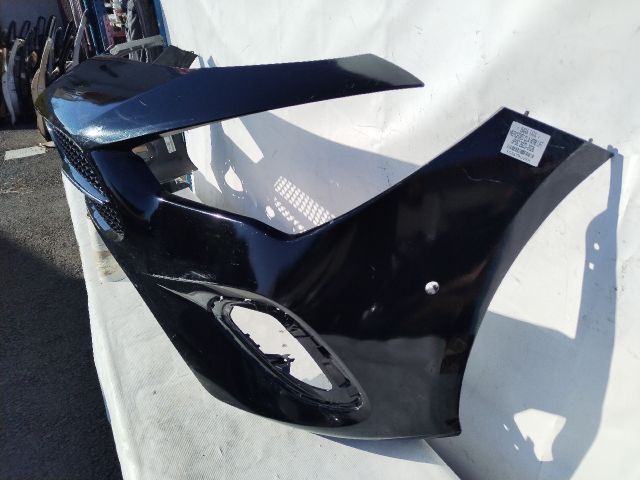 bontott MERCEDES-BENZ CLA Első Lökhárító (Üresen)