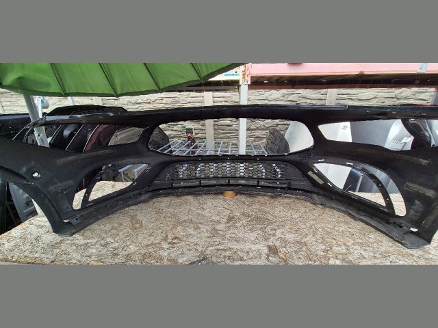 bontott MERCEDES-BENZ CLA Első Lökhárító (Üresen)