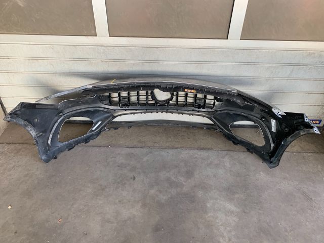 bontott MERCEDES-BENZ CLA Első Lökhárító (Üresen)