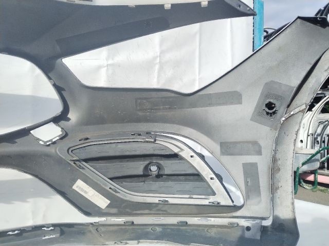 bontott MERCEDES-BENZ CLA Első Lökhárító (Üresen)