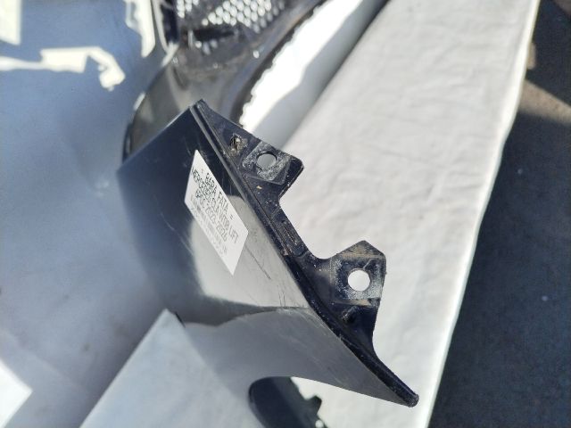 bontott MERCEDES-BENZ CLA Első Lökhárító (Üresen)