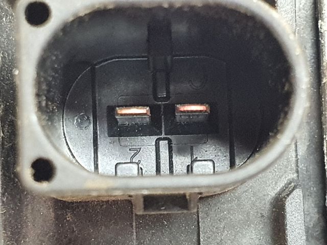 bontott MERCEDES-BENZ CLA Generátor Elektronika