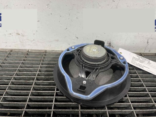 bontott MERCEDES-BENZ CLA Hangszóró (Pozíciófüggetlen)