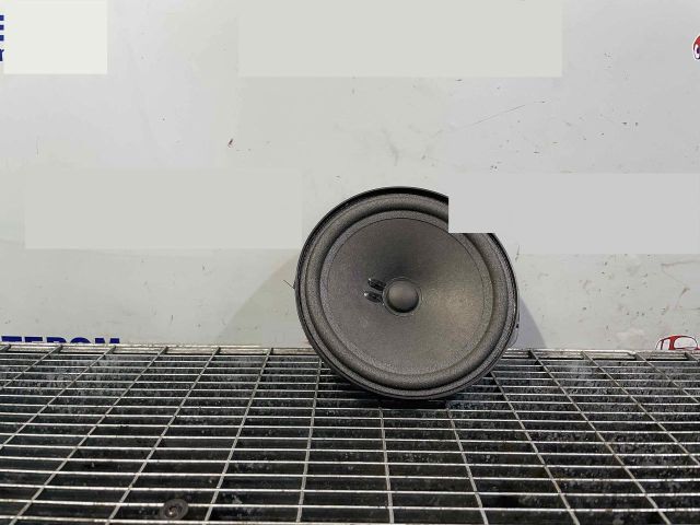 bontott MERCEDES-BENZ CLA Hangszóró (Pozíciófüggetlen)