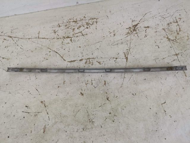 bontott MERCEDES-BENZ CLA Hátsó Lökhárító Díszléc