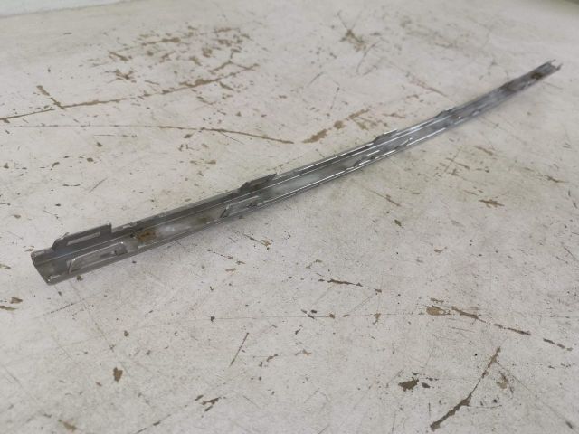 bontott MERCEDES-BENZ CLA Hátsó Lökhárító Díszléc