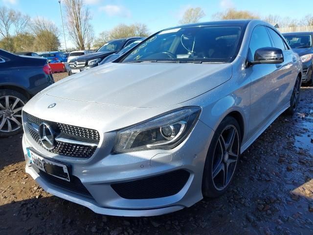 bontott MERCEDES-BENZ CLA Hátsó Szélvédő