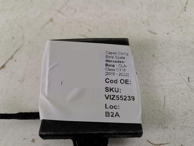 bontott MERCEDES-BENZ CLA Hátsó Vonószem Burkolat