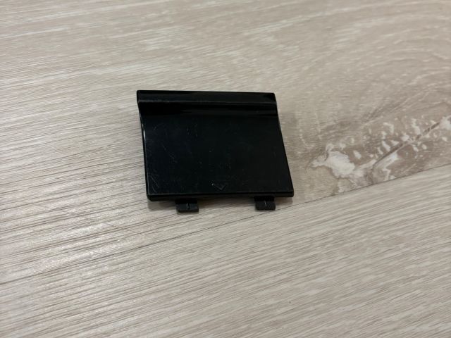 bontott MERCEDES-BENZ CLA Hátsó Vonószem Burkolat