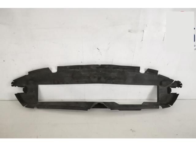 bontott MERCEDES-BENZ CLA Hűtő Légterelő