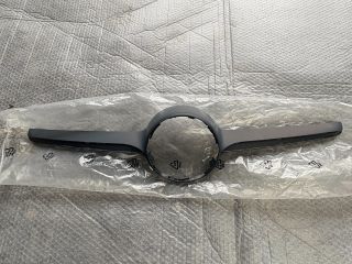 bontott MERCEDES-BENZ CLA Hűtőrács