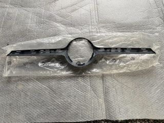 bontott MERCEDES-BENZ CLA Hűtőrács